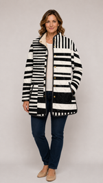 ELODIE™ | Abstract Padded Jacket Black and White